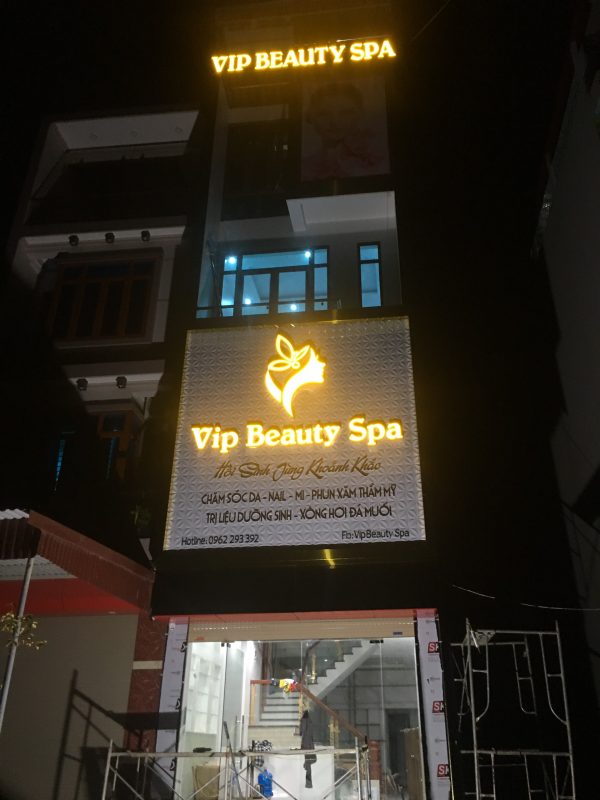 Làm biển quảng cáo cho vip spa